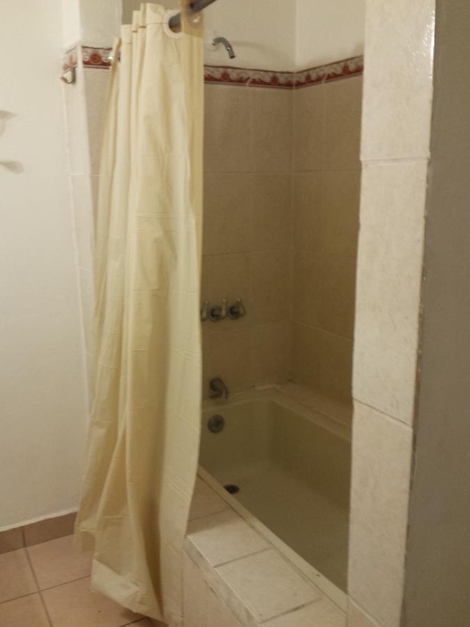 Hostal Aqui Me Quedo Σαν Πέδρο Σούλα Εξωτερικό φωτογραφία